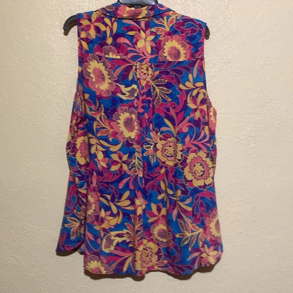 Terra & Sky Top 2X Blue Pink Yellow Floral Sleeveless Front Buttons Viscose - Picture 13 of 16